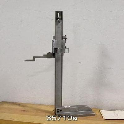 Mitutoyo Vernier Height Gauge 0-18" Item number: 514-105